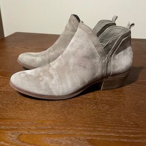 sam edelman patrick suede bootie